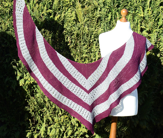 The Greyberry Shawl