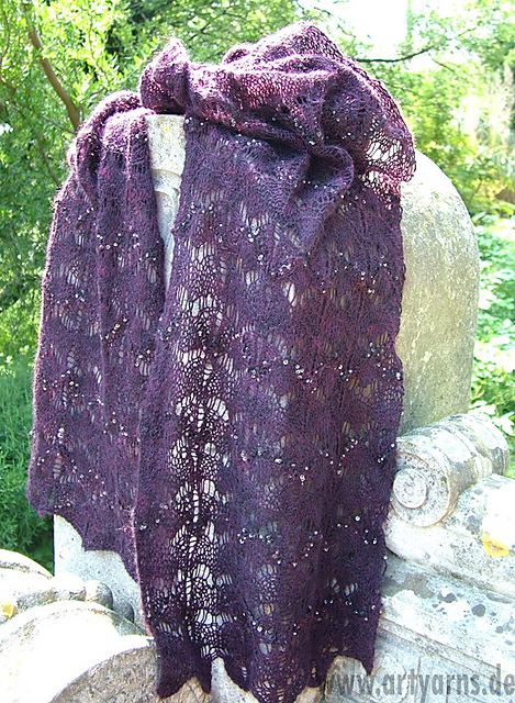 Wavy Pearls Deep Wine