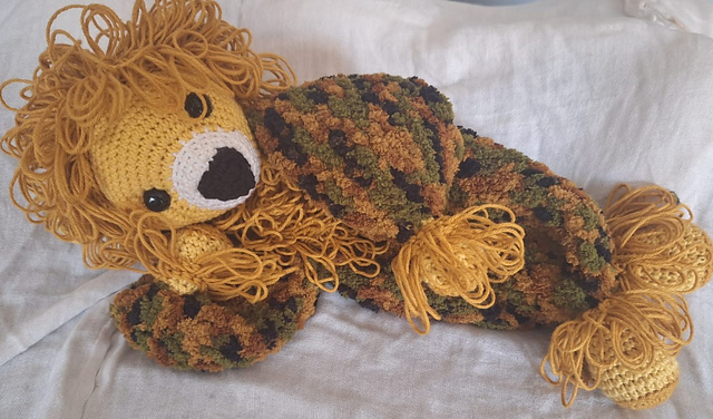 Rory Lion Cuddle