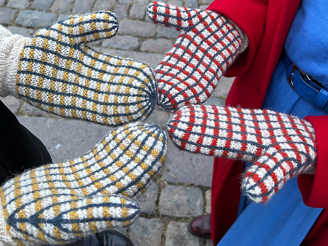 Khione Mittens