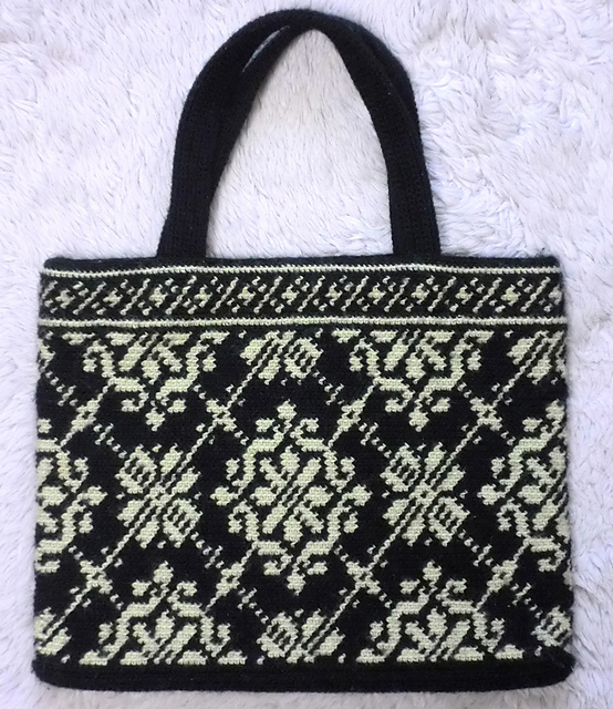 P.30 Flat shoulder bagぺたんこバッグ