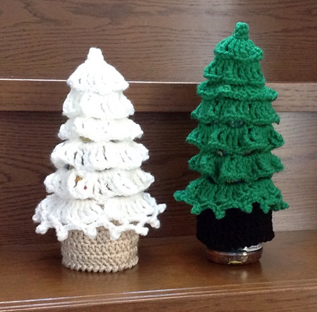 Ravelry: Bottle Xmas Tree pattern by Kizko Matsusita