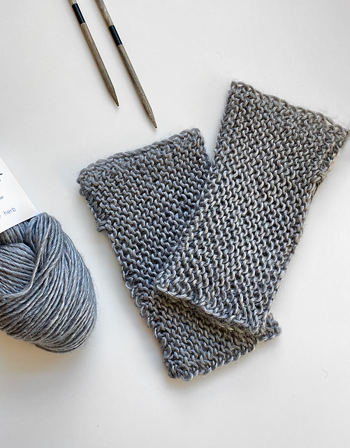 Eva | My first fingerless gloves