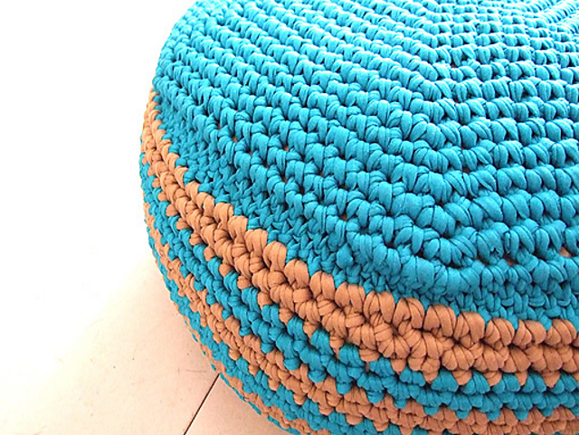 Maya's Pouf