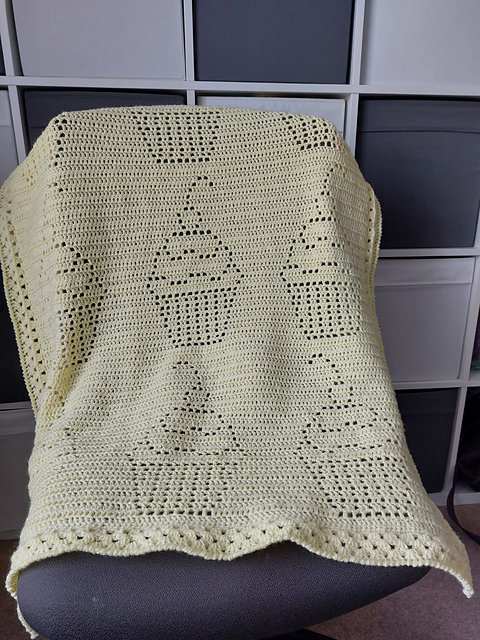 Hello Cupcake! Blanket