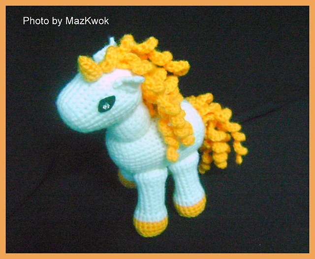Amigurumi: The Unicorn