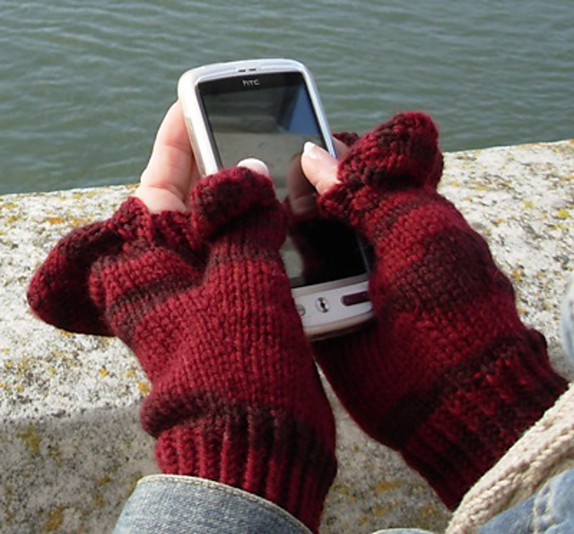 Charledroid Mittens