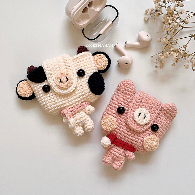 Cow & Pig EarPods Pouch
