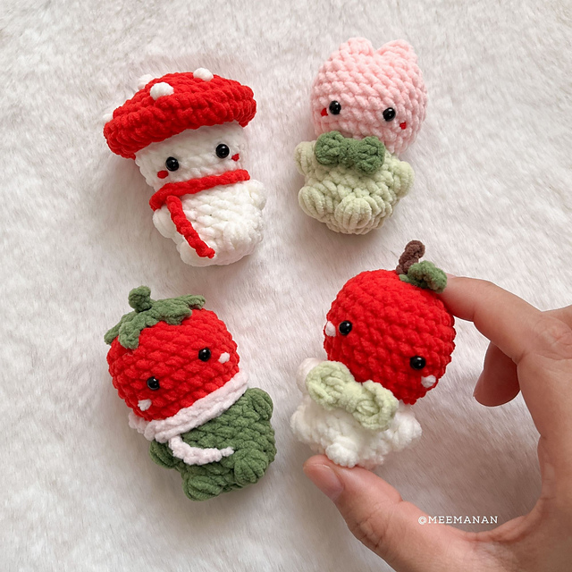 Mini Garden Keychain