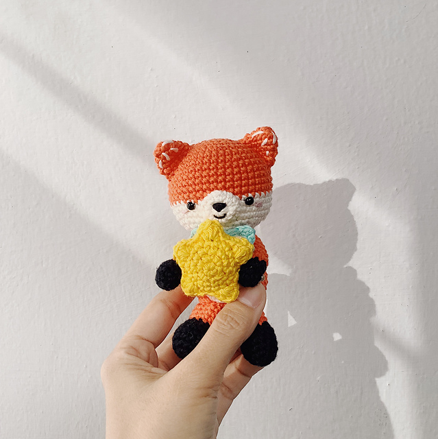 The Fox and Little Star