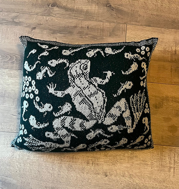 Frog Cushion