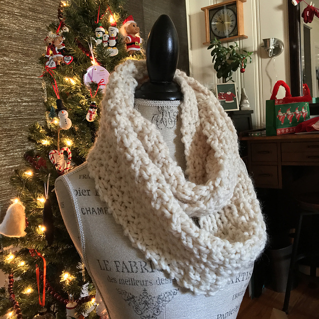 Jennifer Infinity Cowl