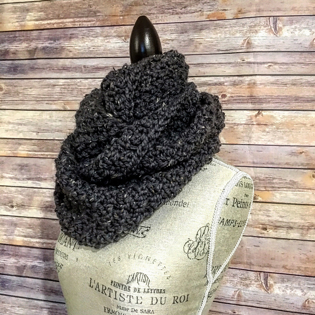 Melissa Infinity Cowl