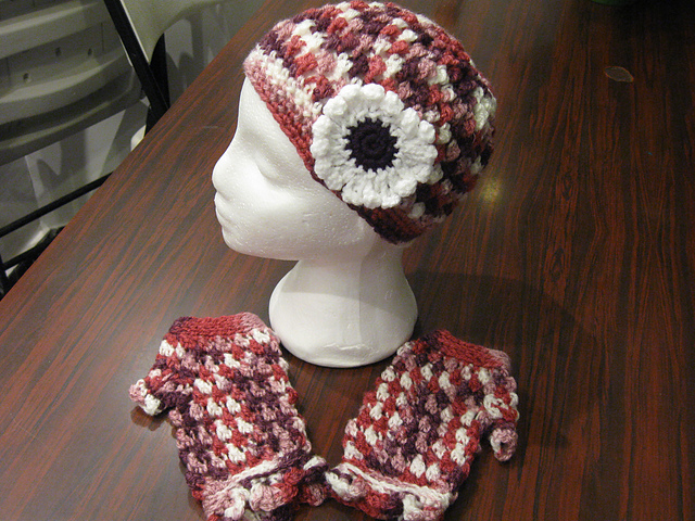 Crochet Hat and Glove set