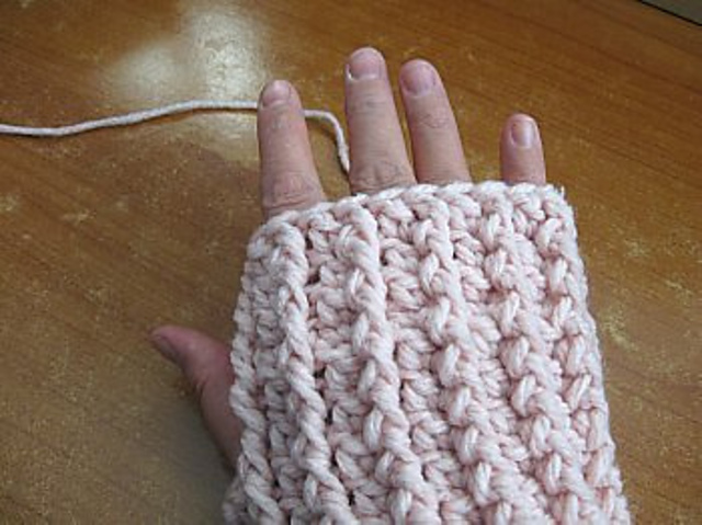 Sun Rays Finger less Gloves