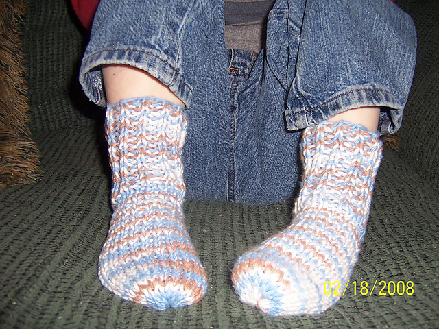 Bev's REALLY Quick Knit Socks! On 2 Needles