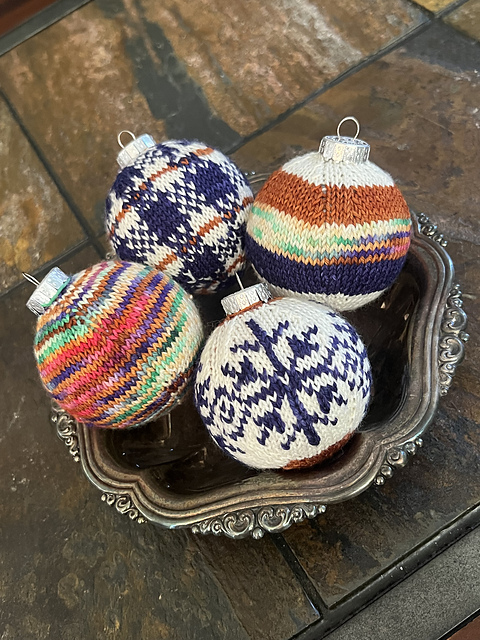 Winter Wonderball Snowflakes