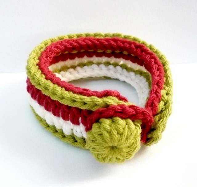 Bracelet in Cream, Maroon and Olive Green