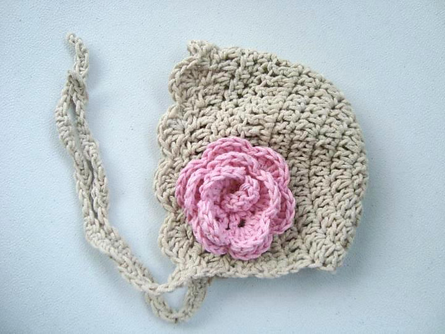 Vintage Line Bonnet