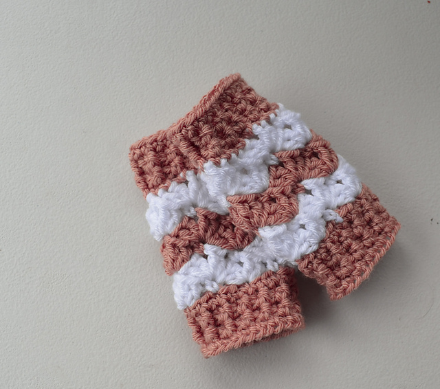 Jess Bonnet Legwarmers