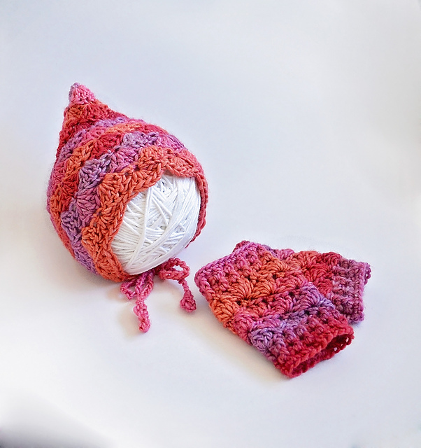 Pixie Boonet and matching shell legwarmers
