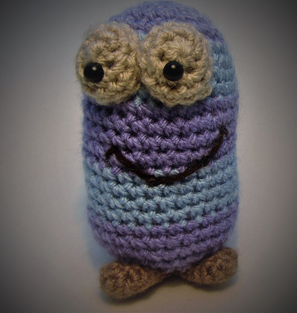 Lazy Mazie amigurumi