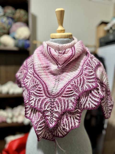 Dianthus shawl