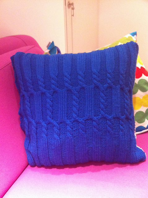 Le Coussin a Torsades
