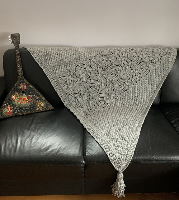Justice RBG's Japanese Lace Leaves Shawl MKAL
