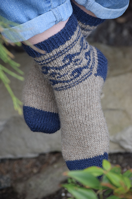 Elliot Point Socks