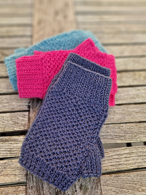 Fluffy Pearl mitts