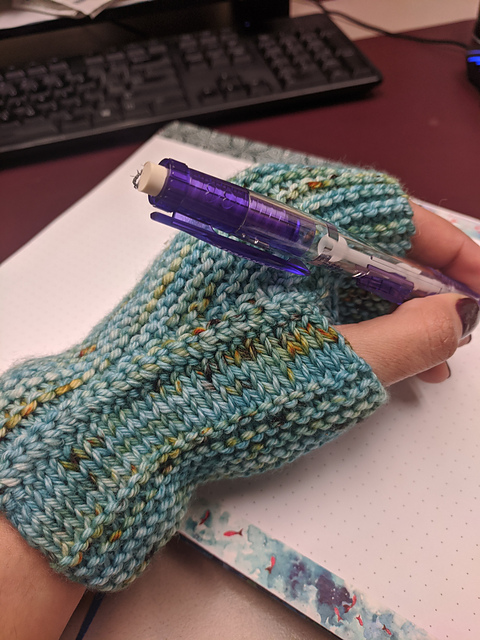 Flat Fingerless Gloves