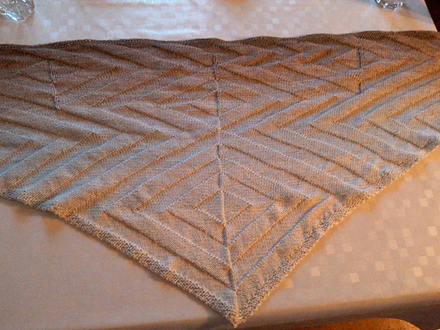 12-Stitch-Mirror/Swap the Middle/Waves in the Sand