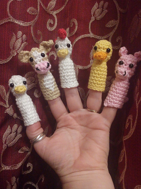 Barnyard finger puppets