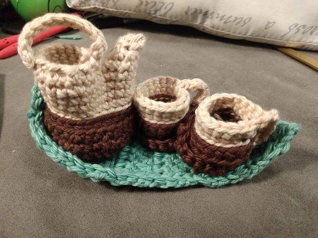 Acorn Tea Set