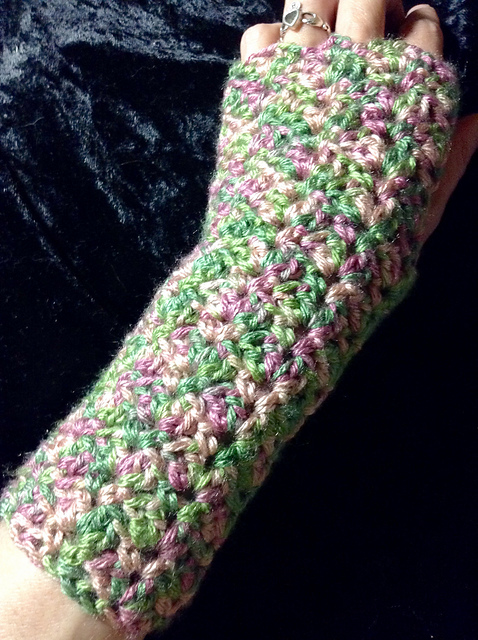 Faerie Blossom Wristwarmers