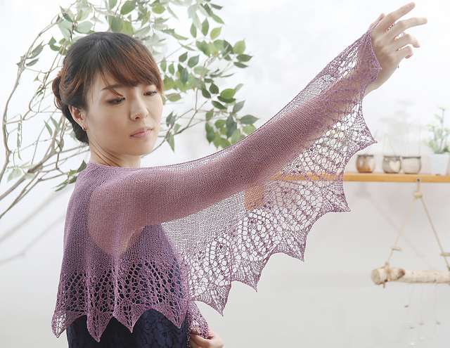 Milky way shawl/은하수 반원숄