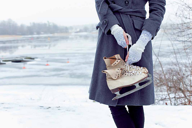 Snow Storm Wristwarmers