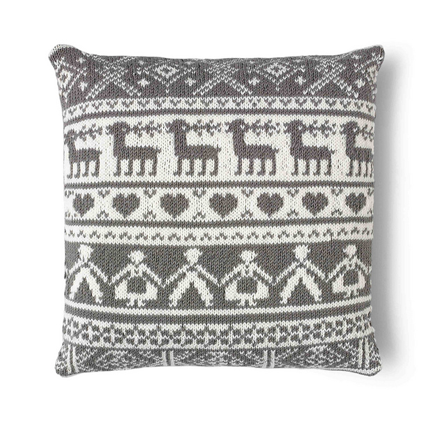 Ravelry Elk Cushion pattern by MillaMia Sweden