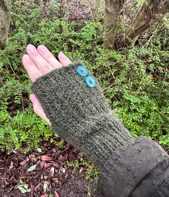 The Scrappy Gloves