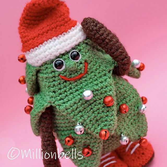 Christmas Tree Amigurumi Doll Toy