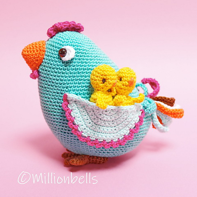 Mommy Chicken And Chicklets Easter