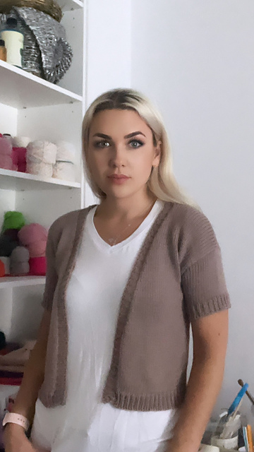 #6 Chunky Yarn Cardigan