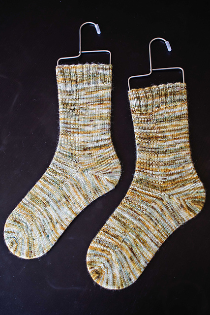 The Avenues Socks