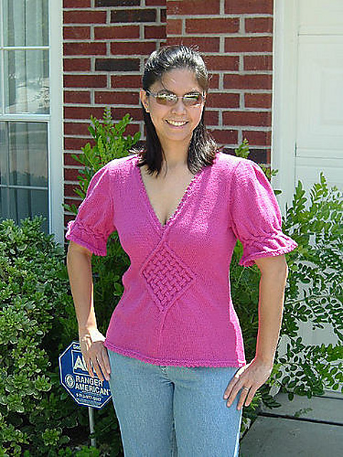 09 Sweater with Honeycomb Pattern