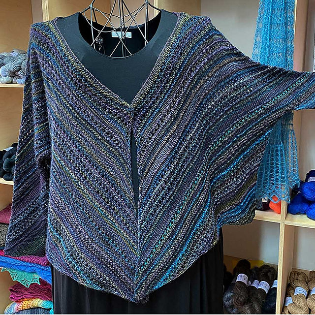 Colorways - PonchoCardigan