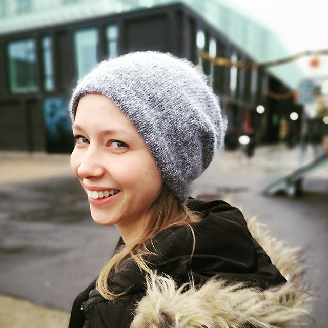 Elton's Baggy Hat