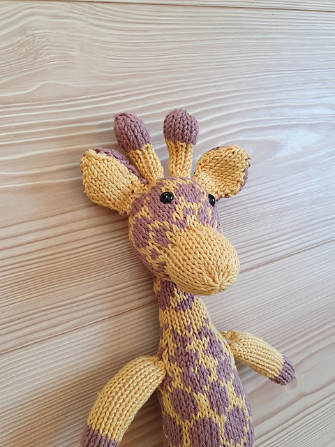 Gina Giraffe