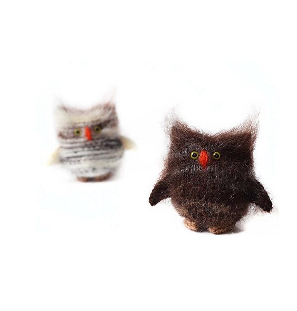 Knit owl toy