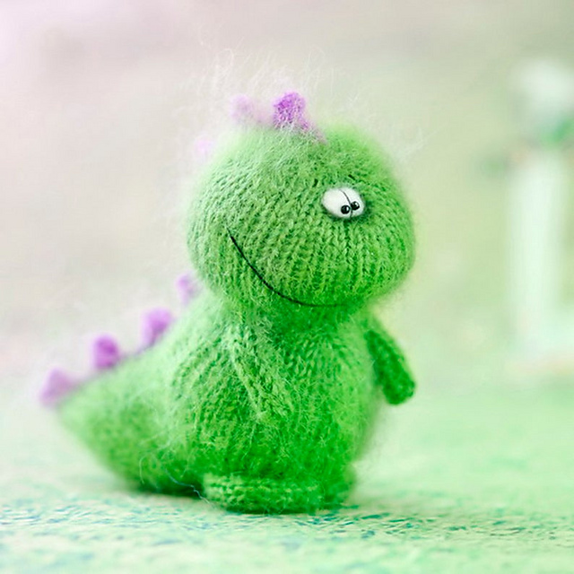 Dragon knit toy